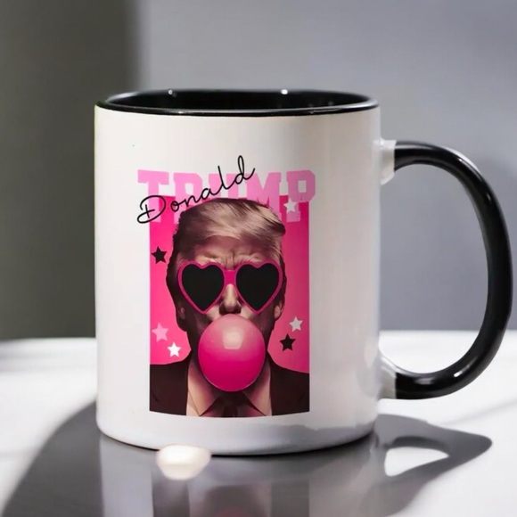 AMAZING FUNNY TRUMP MUG - Picture 1 of 4